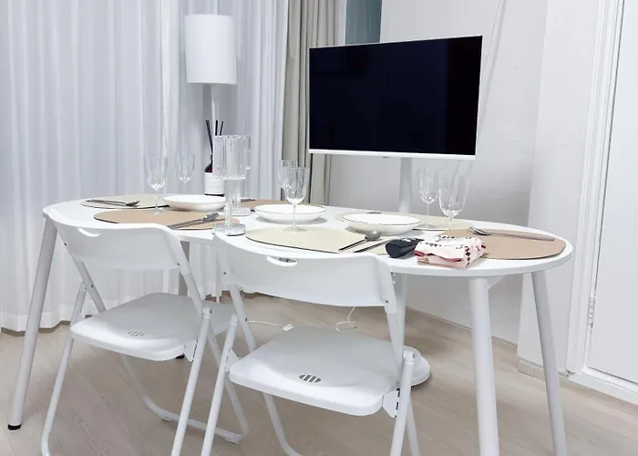 Apartament #무료짐보관 #3룸 #침대5개 #루프탑 #한강 #당산역5분 #홍대 #합정 #공항버스 #16평 #단체 #301호