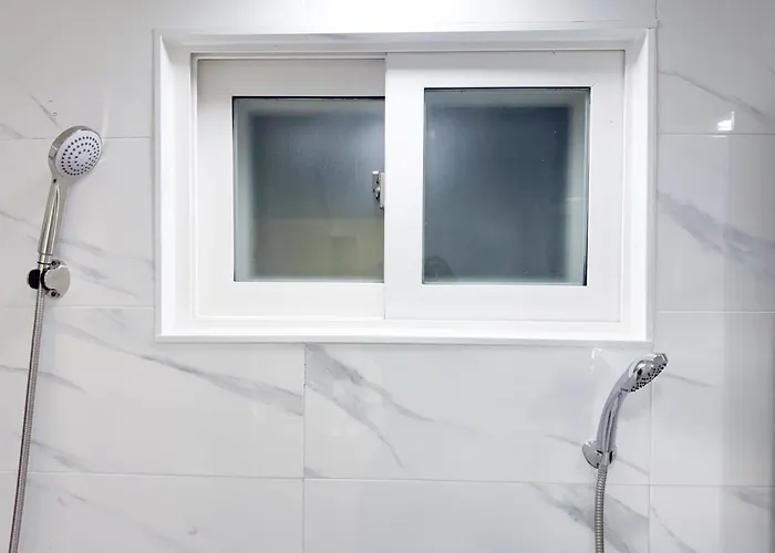 Apartament #무료짐보관 #3룸 #침대5개 #루프탑 #한강 #당산역5분 #홍대 #합정 #공항버스 #16평 #단체 #301호 Seul