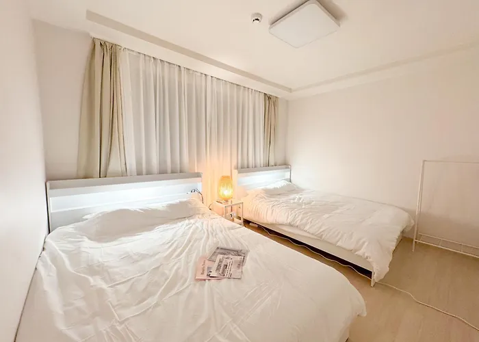 Apartament #무료짐보관 #3룸 #침대5개 #루프탑 #한강 #당산역5분 #홍대 #합정 #공항버스 #16평 #단체 #301호 Seul